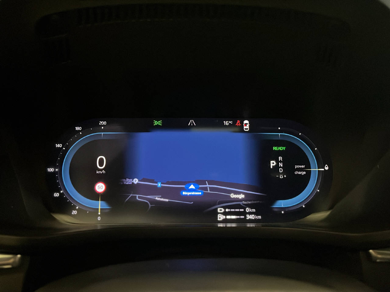 VOLVO XC60 2.0 T8 TE R-Design eAWD-image-10