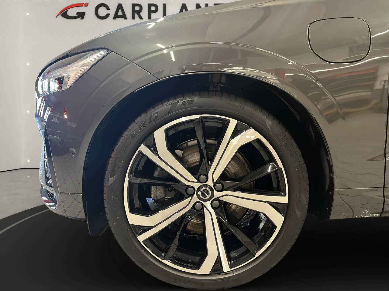 VOLVO XC60 2.0 T8 TE R-Design eAWD-image-5