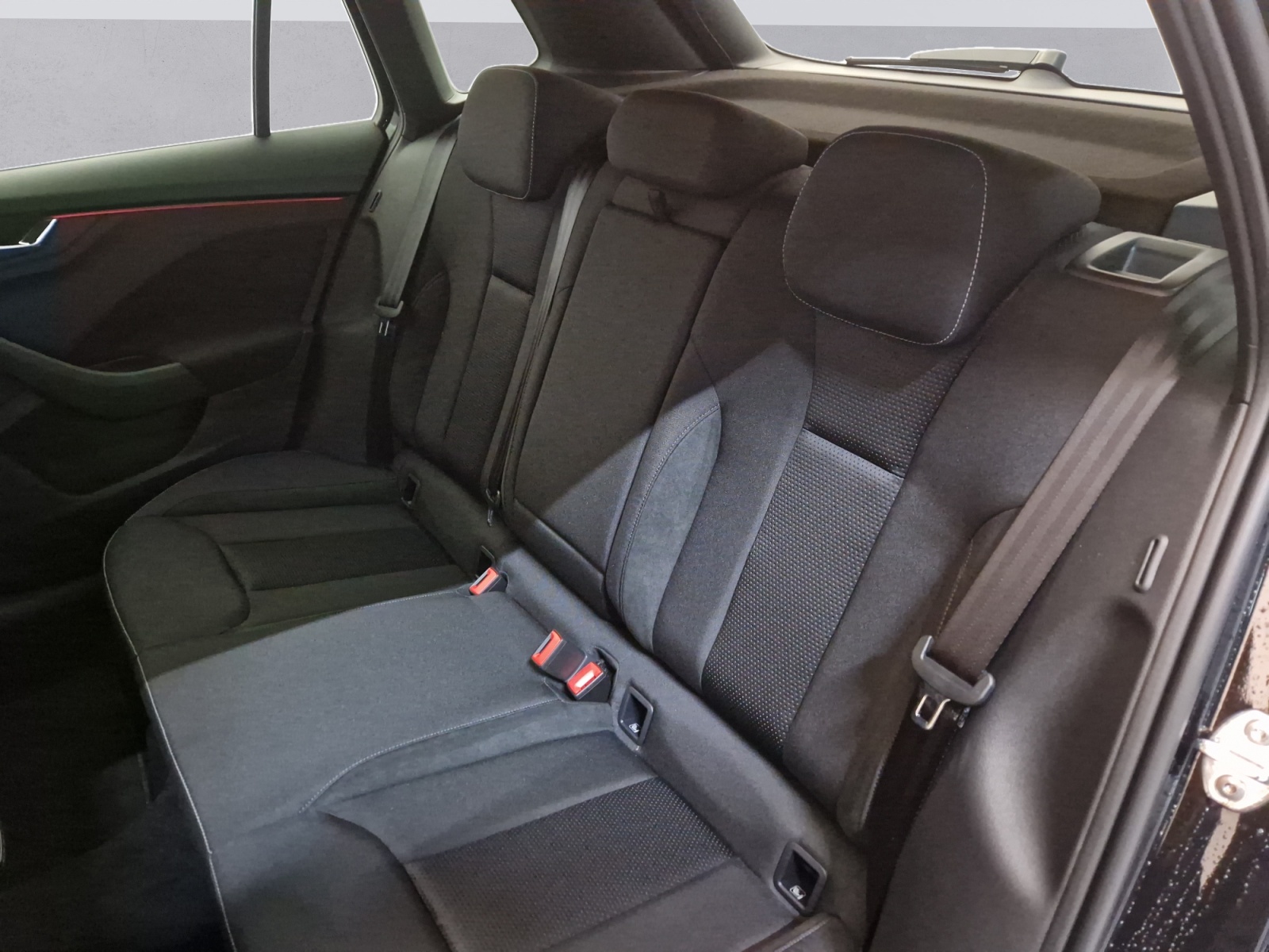 SKODA Kamiq 1.0 TSI Dynamic DSG-image-11