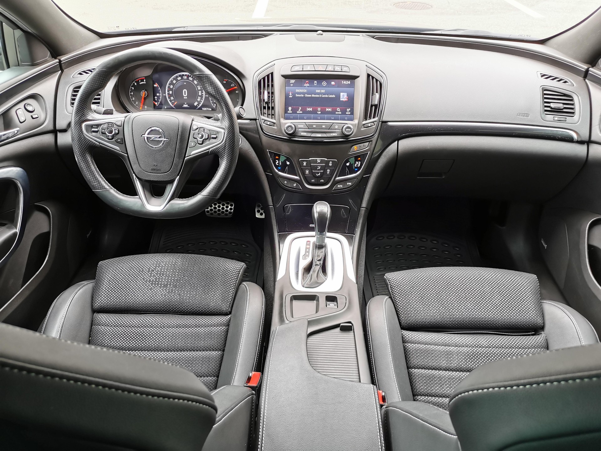 OPEL Insignia 2.8 V6 T 4x4 OPC-image-12