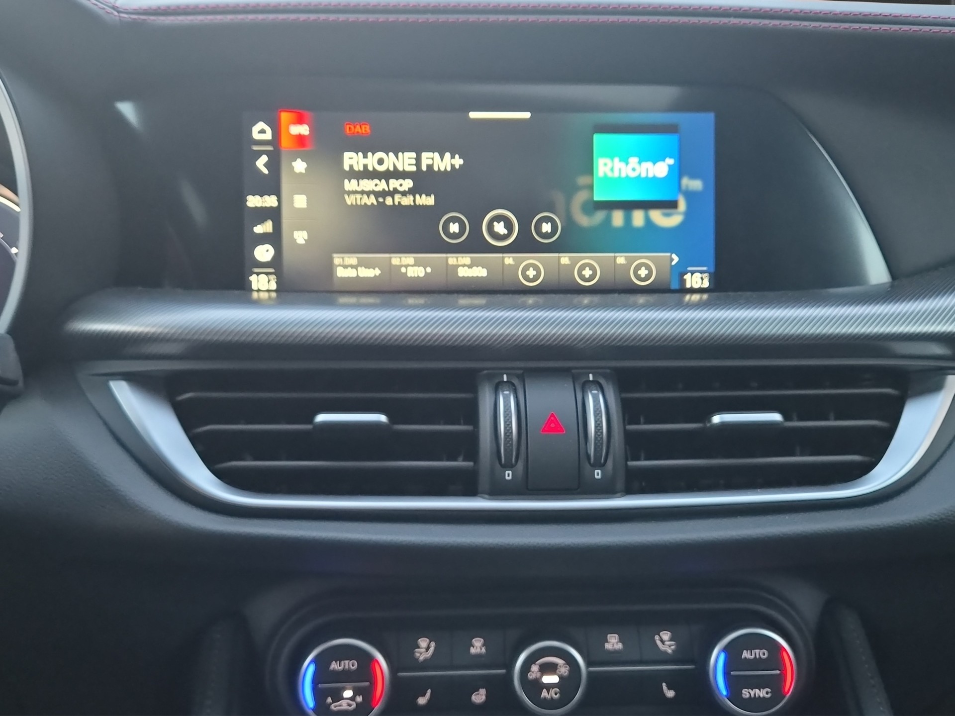 ALFA ROMEO Stelvio 2.0 Competizione Pack Sky Q4 AT8-image-8
