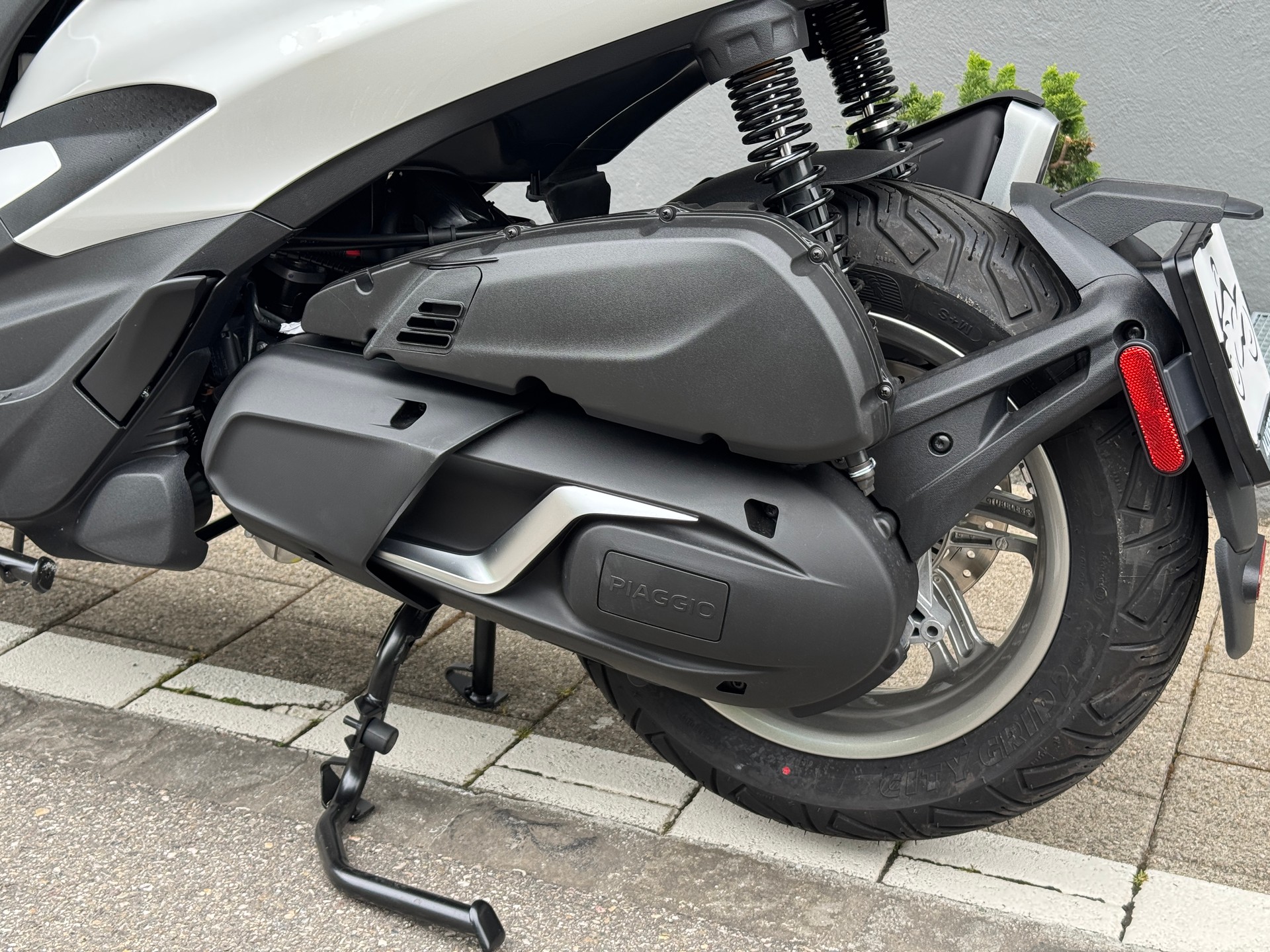 PIAGGIO Beverly 400 E5+-image-6