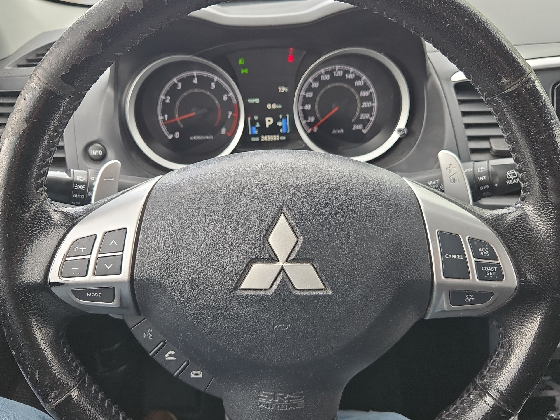 MITSUBISHI Lancer Sportback 1.8 Style CVT-image-11