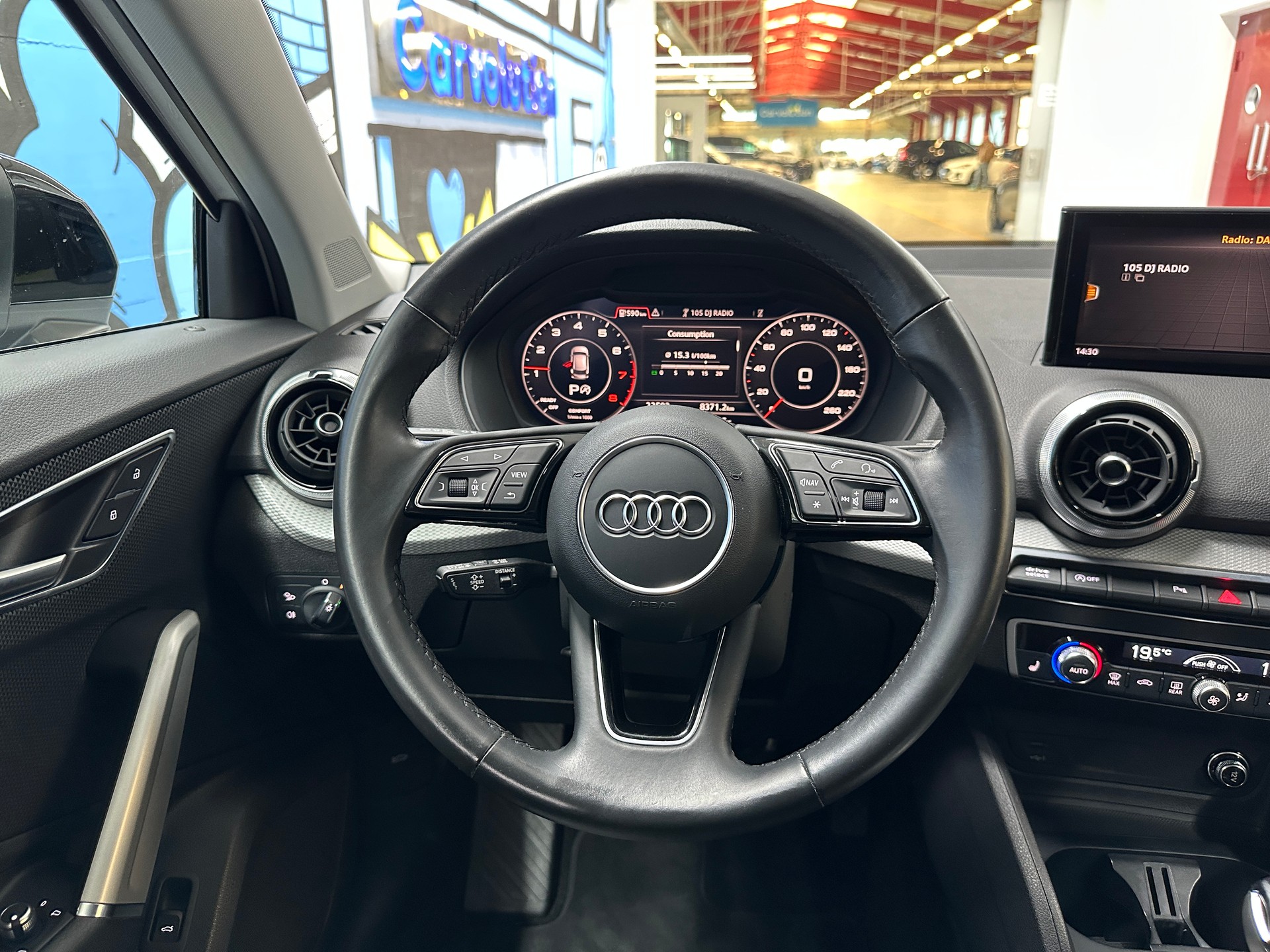 AUDI Q2 35 TFSI S line S-tronic-image-10