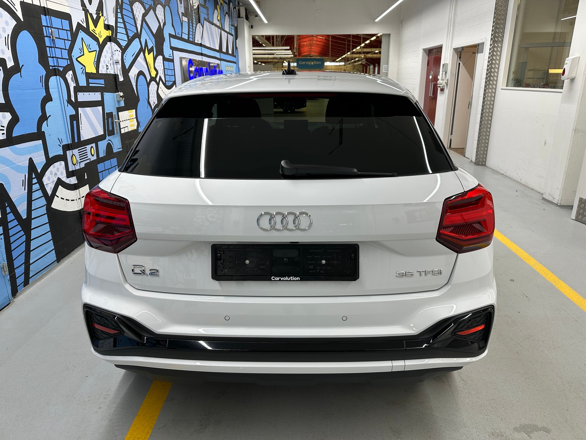 AUDI Q2 35 TFSI S line S-tronic-image-4