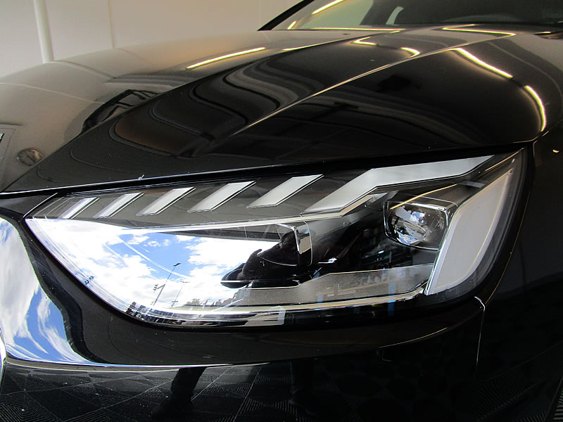 AUDI A4 Avant 40 TDI quattro S-tronic-image-12