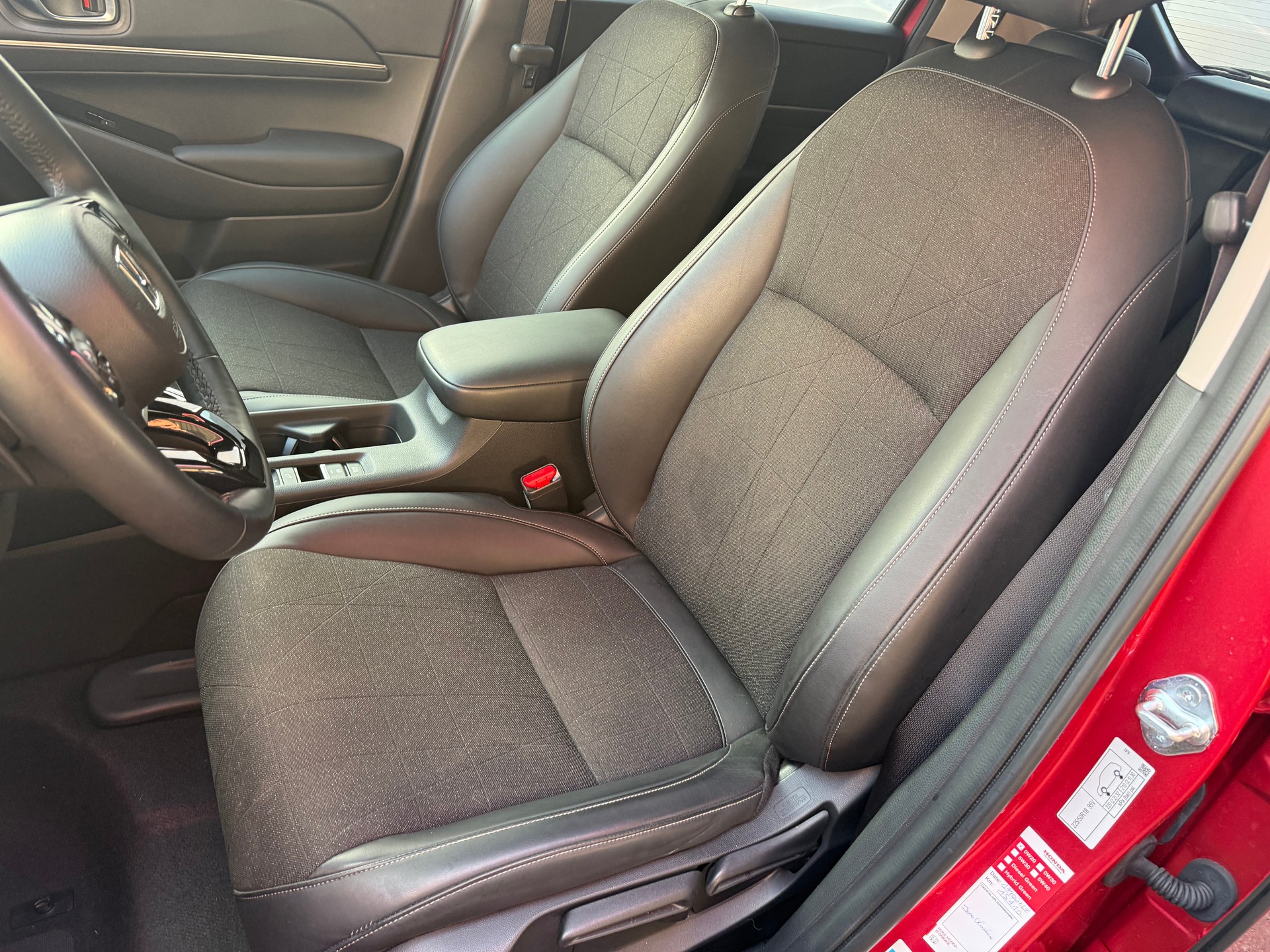 HONDA HR-V 1.5i-MMD Advance CVT-image-9