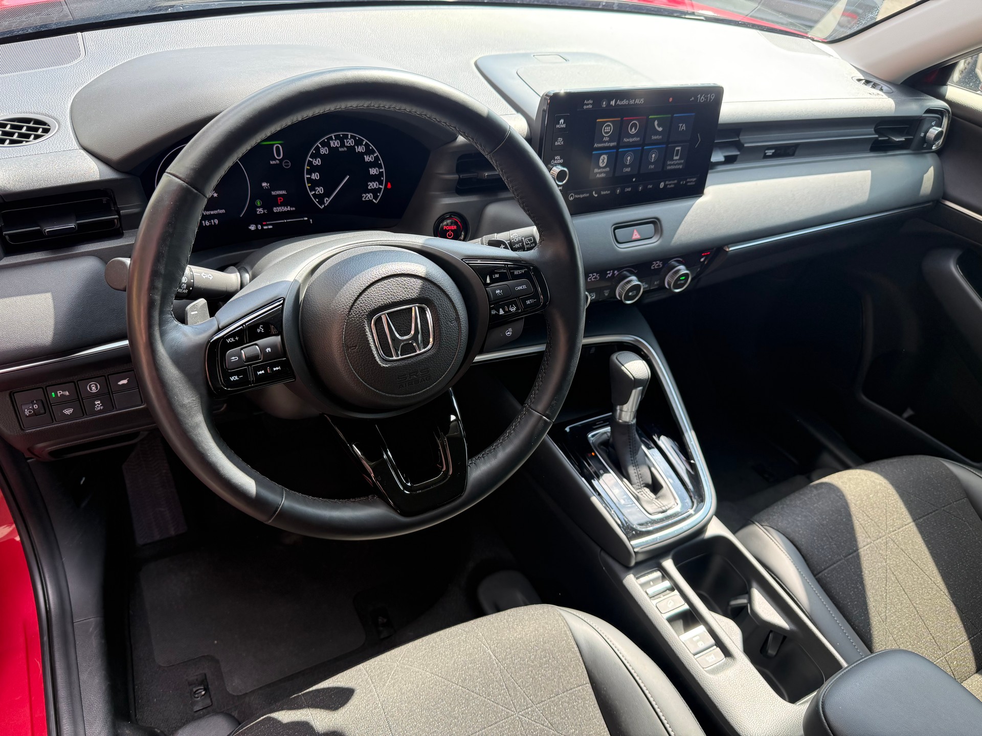 HONDA HR-V 1.5i-MMD Advance CVT-image-5