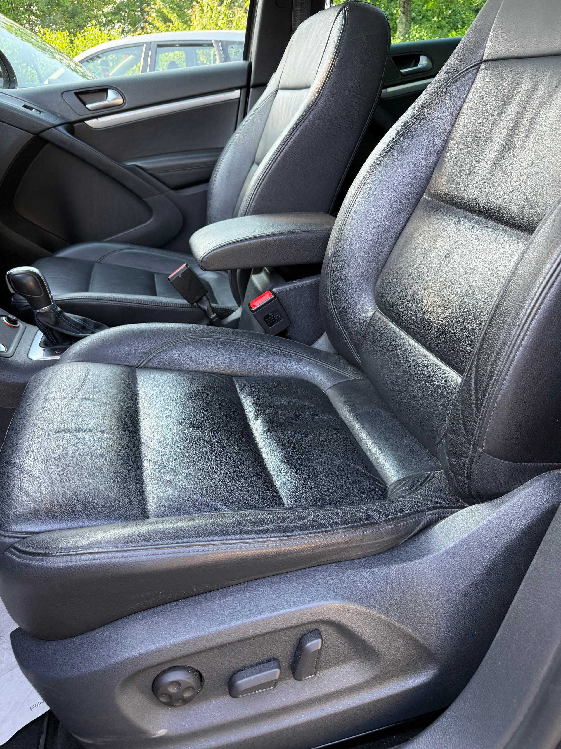 VW Tiguan 2.0 TDI Cityscape 4Motion DSG-image-19