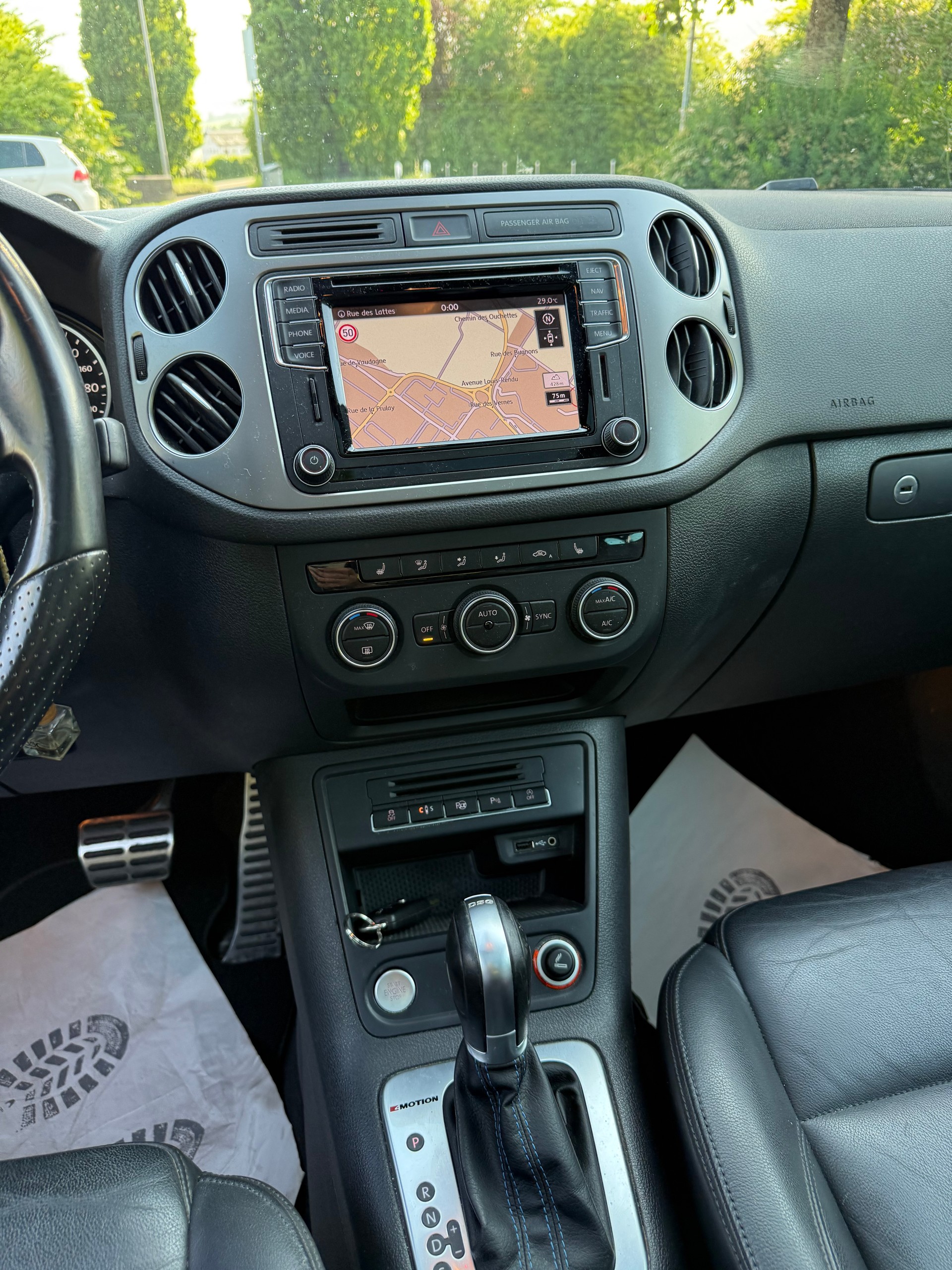 VW Tiguan 2.0 TDI Cityscape 4Motion DSG-image-13