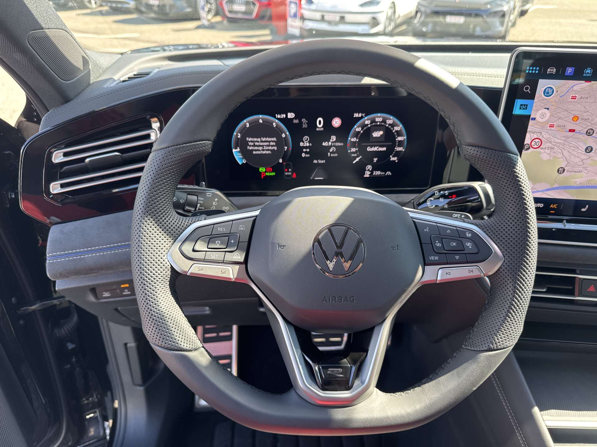 VW Tiguan 1.5 TSi evo2 mHEV R-Line DSG-Automat-image-15