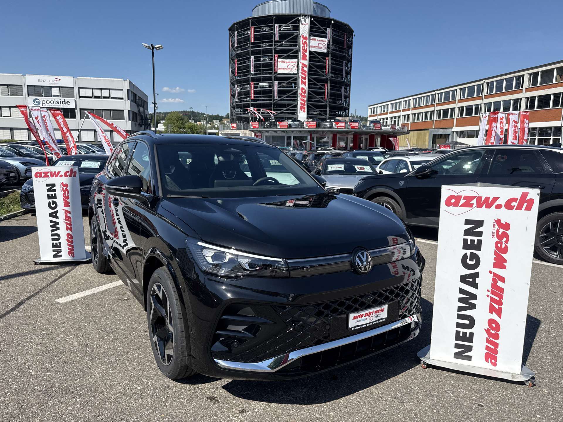 VW Tiguan 1.5 TSi evo2 mHEV R-Line DSG-Automat-image-0