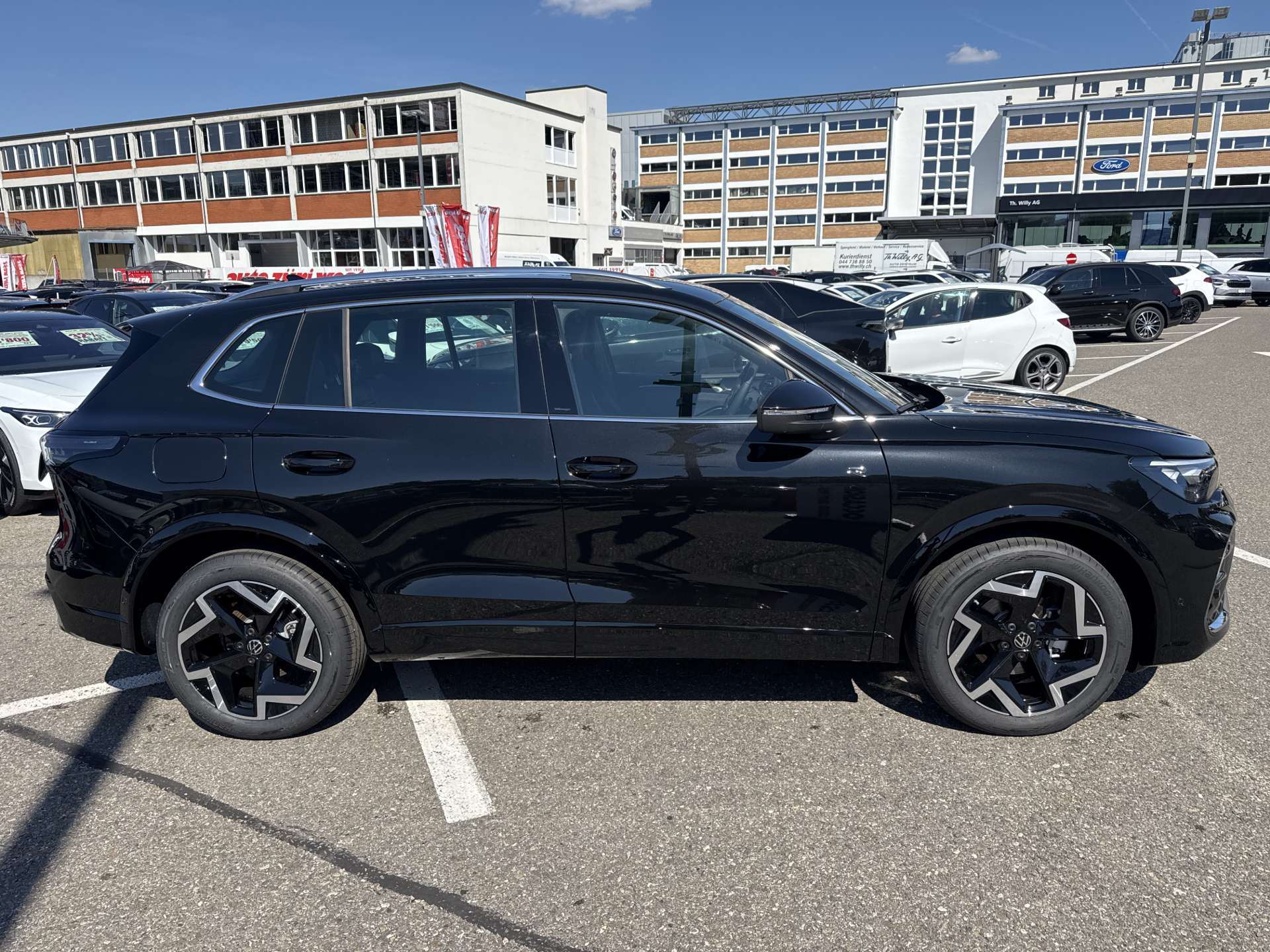 VW Tiguan 1.5 TSi evo2 mHEV R-Line DSG-Automat-image-10