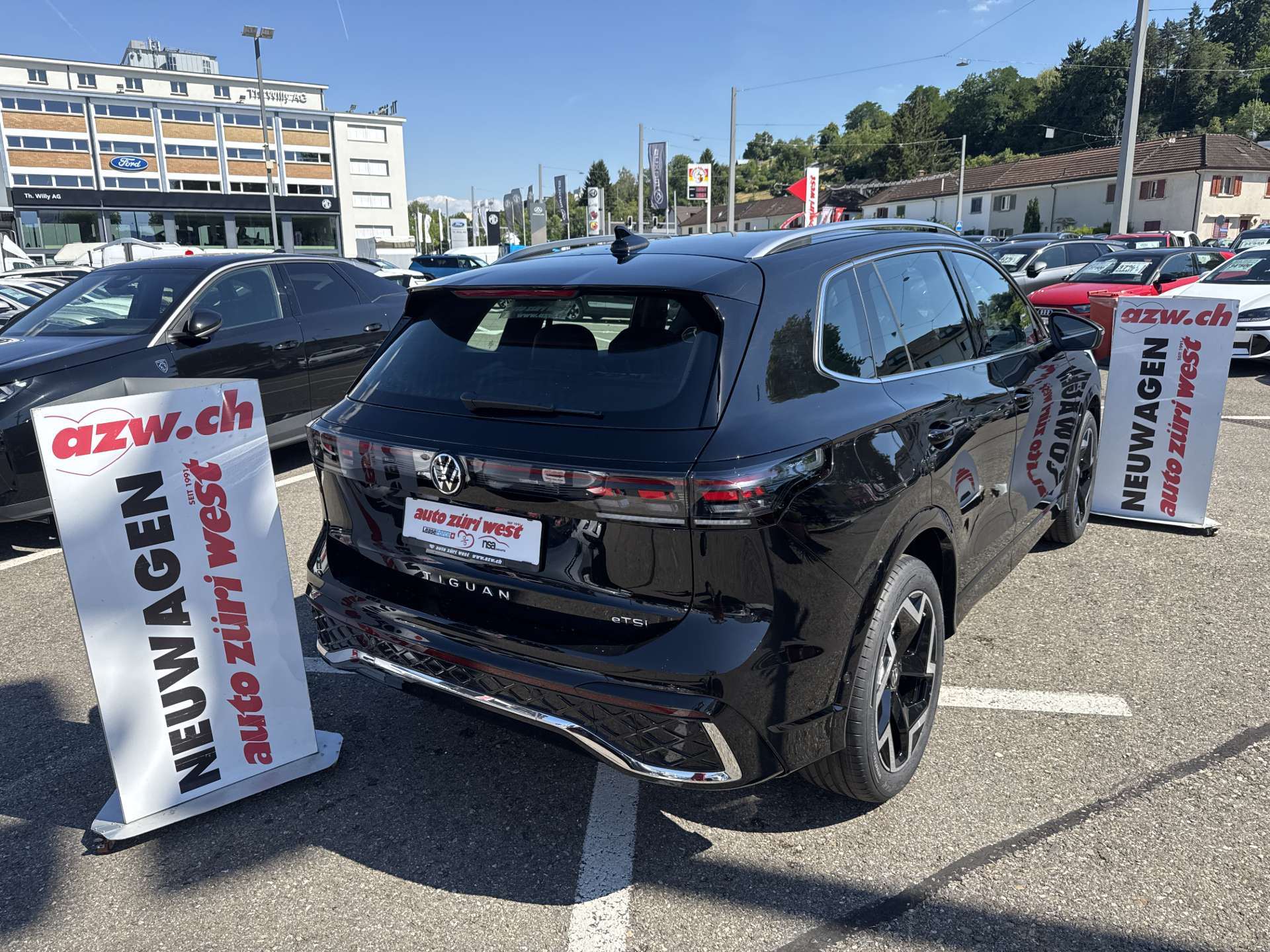 VW Tiguan 1.5 TSi evo2 mHEV R-Line DSG-Automat-image-2