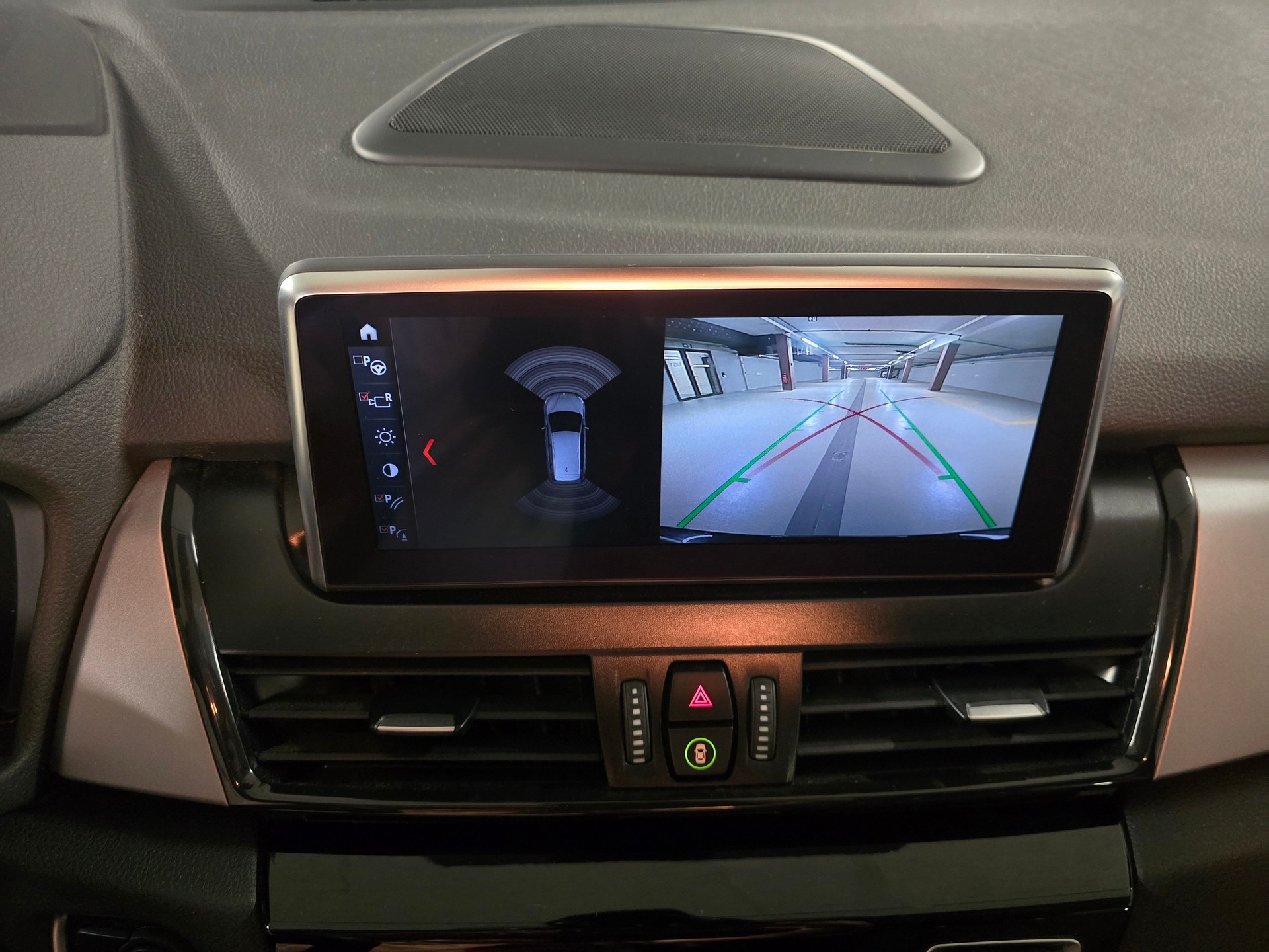 BMW 218 Gran Tourer 218d xDrive Gran Tourer Steptronic Travel Edition-image-14