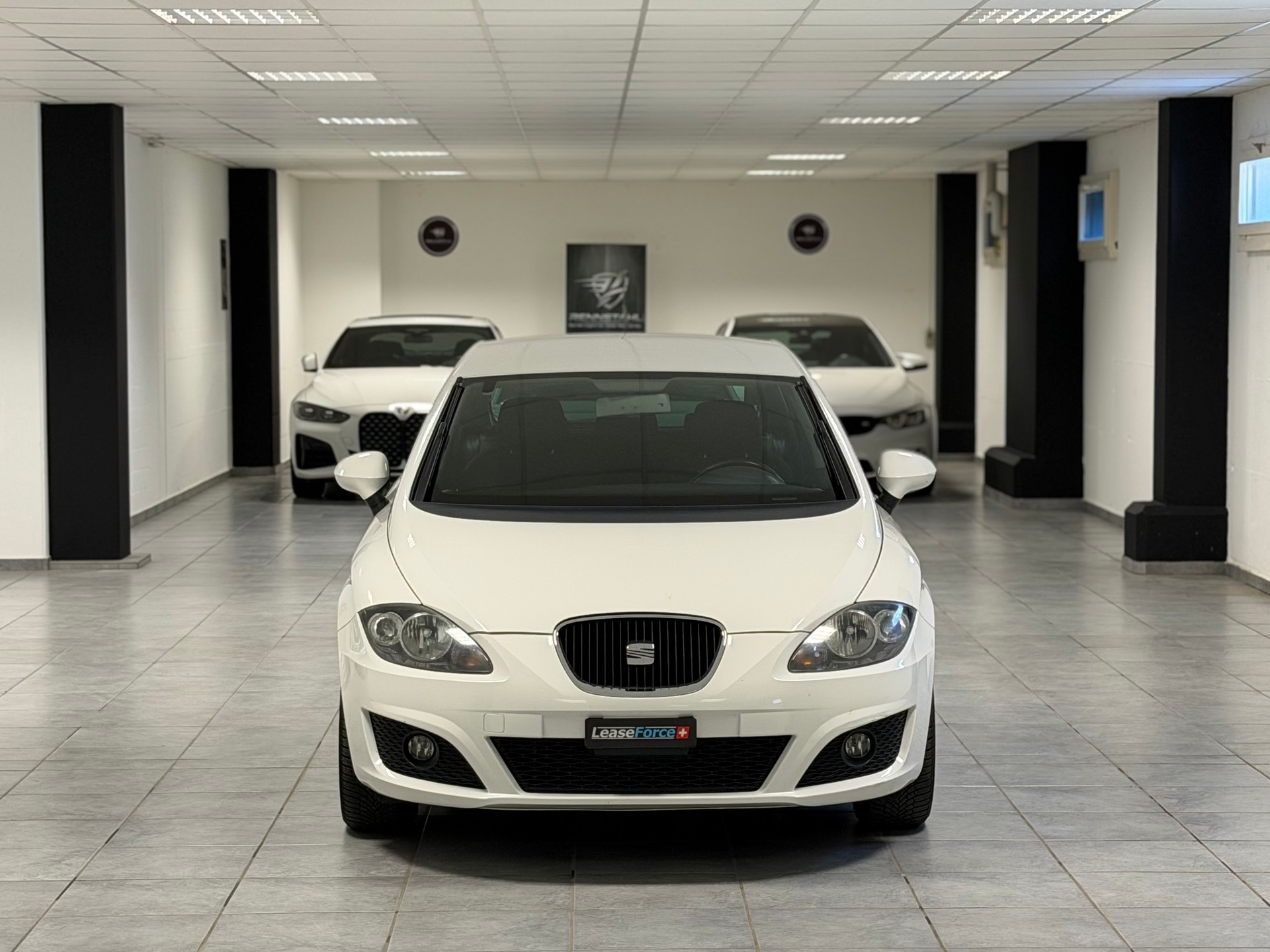 SEAT Leon 1.8 TSI Style-image-8