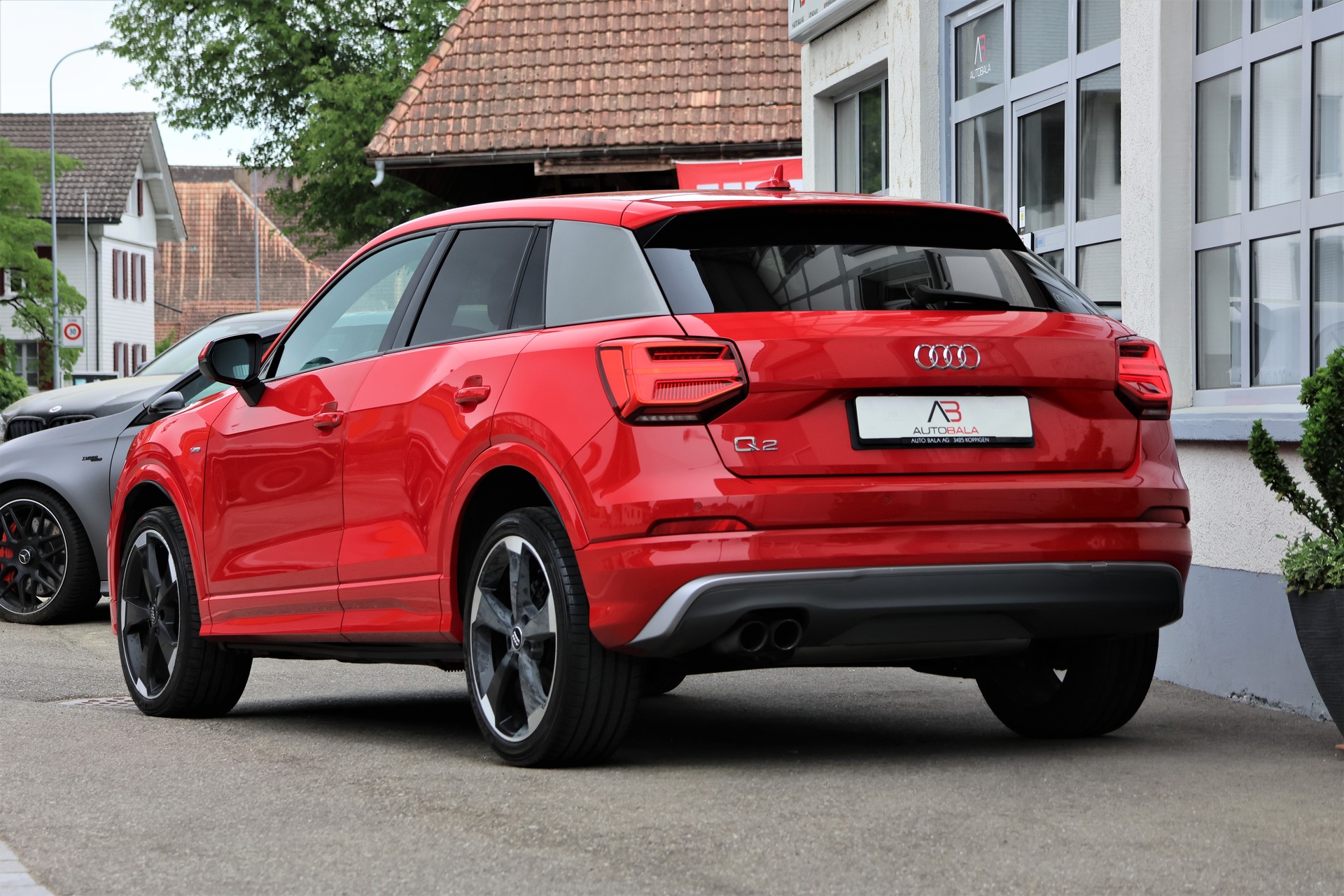 AUDI Q2 1.4 TFSI sport S-tronic S-Line (CH)-image-2