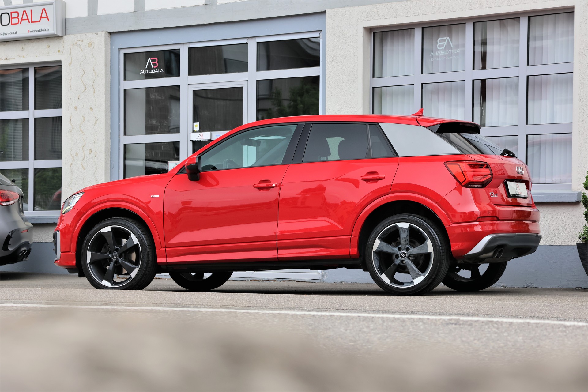 AUDI Q2 1.4 TFSI sport S-tronic S-Line (CH)-image-3