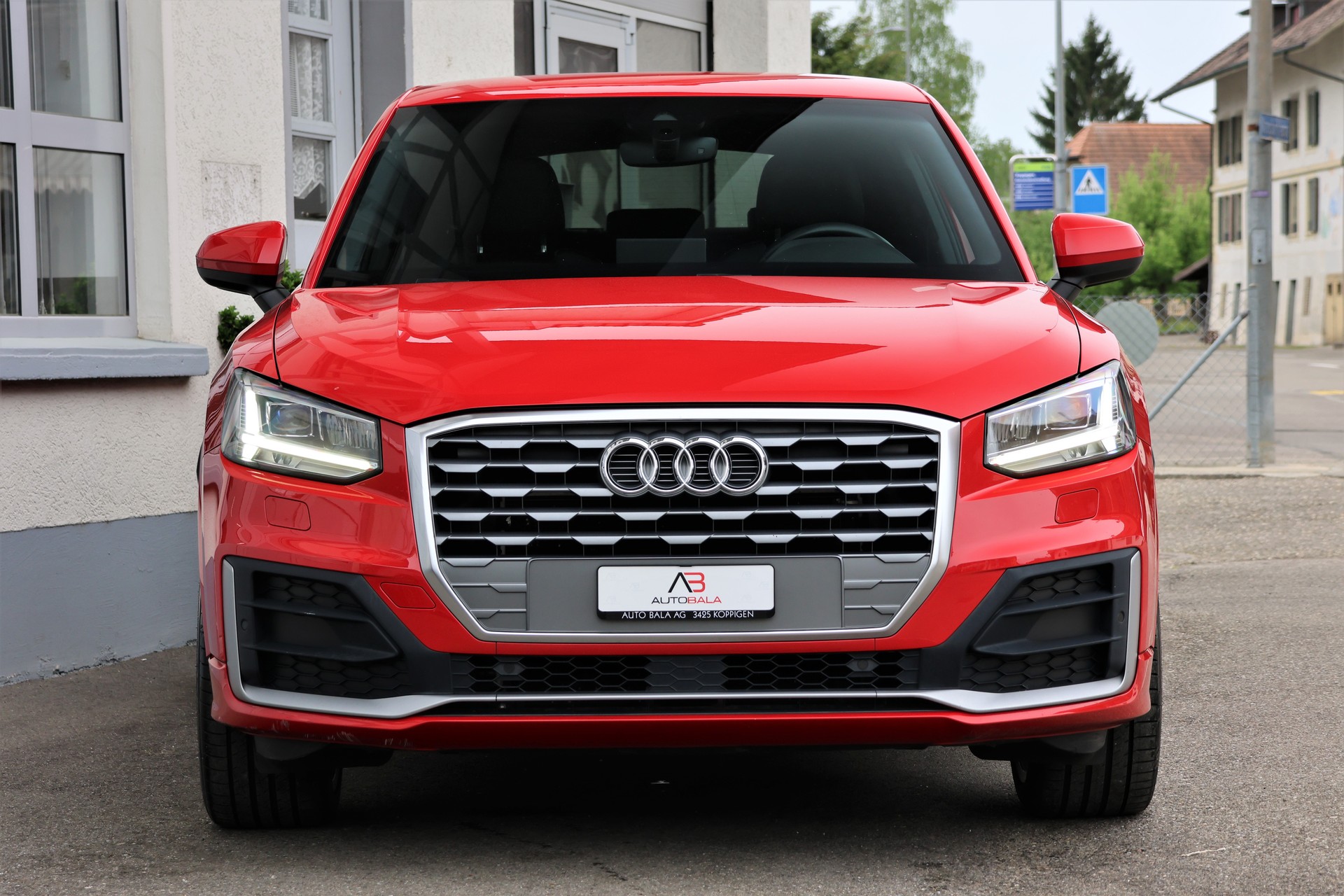 AUDI Q2 1.4 TFSI sport S-tronic S-Line (CH)-image-1