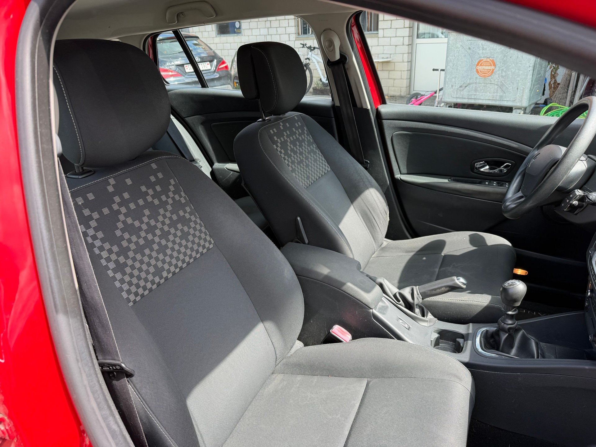 RENAULT Mégane Grandtour 1.5 dCi Energy-image-8