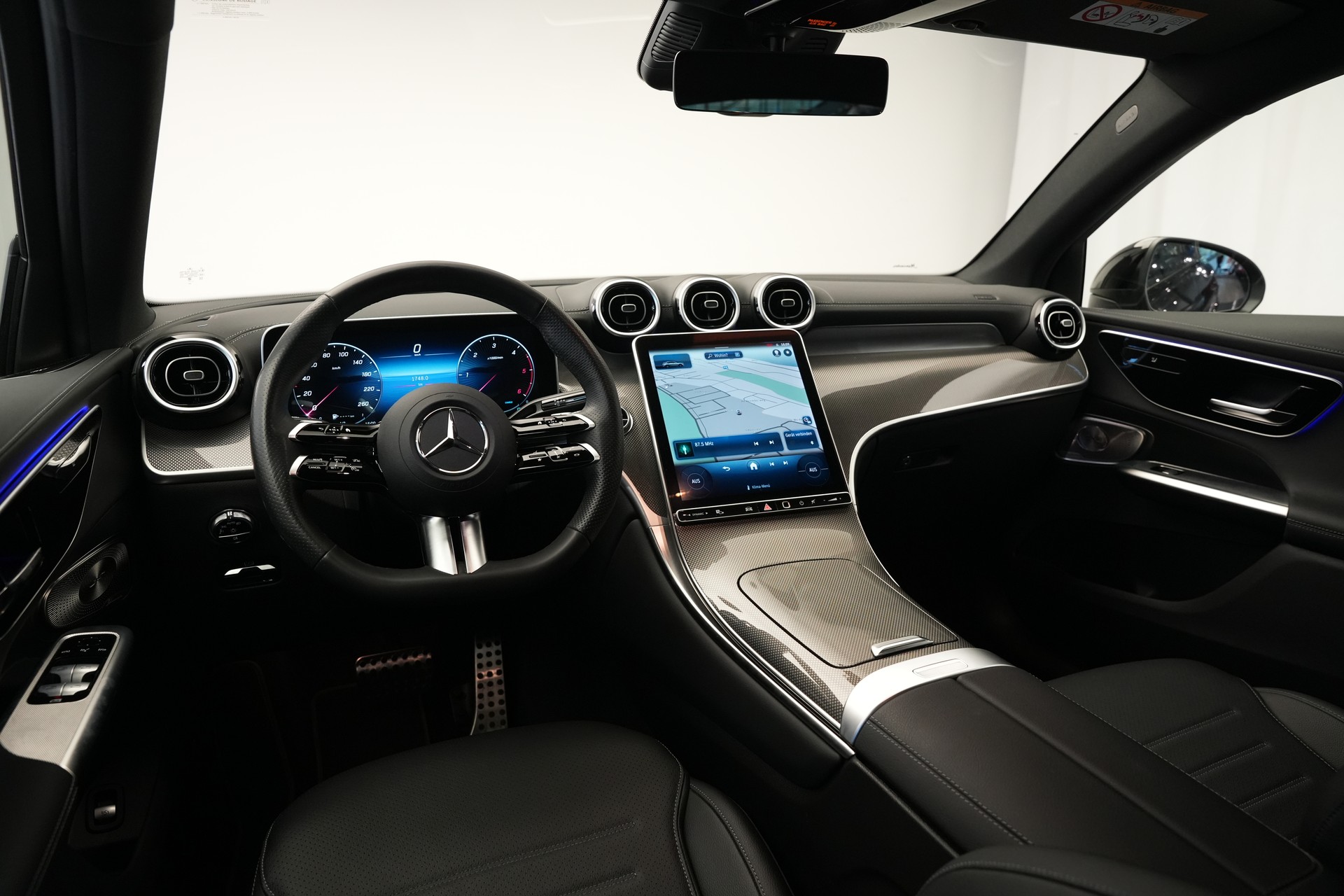 MERCEDES-BENZ GLC Coupé 220 d 4Matic 9G-Tronic *CH-Fahrzeug*-image-11