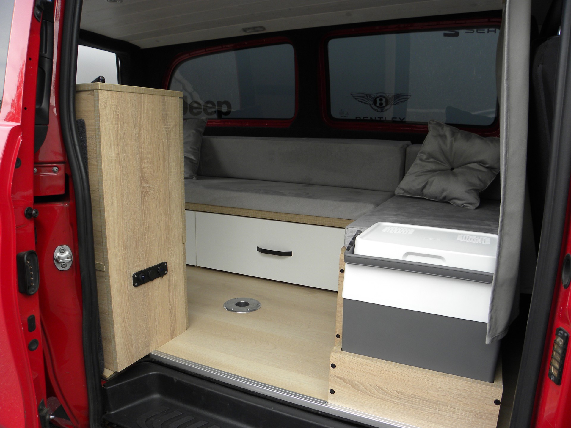 MERCEDES-BENZ Camper Edition Automat-image-8