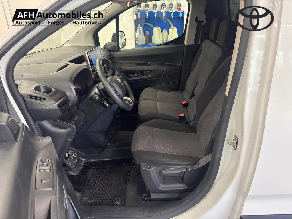 TOYOTA Proace City Van 1.5D ActM-image-8