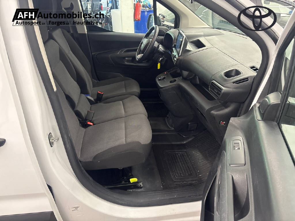 TOYOTA Proace City Van 1.5D ActM-image-9
