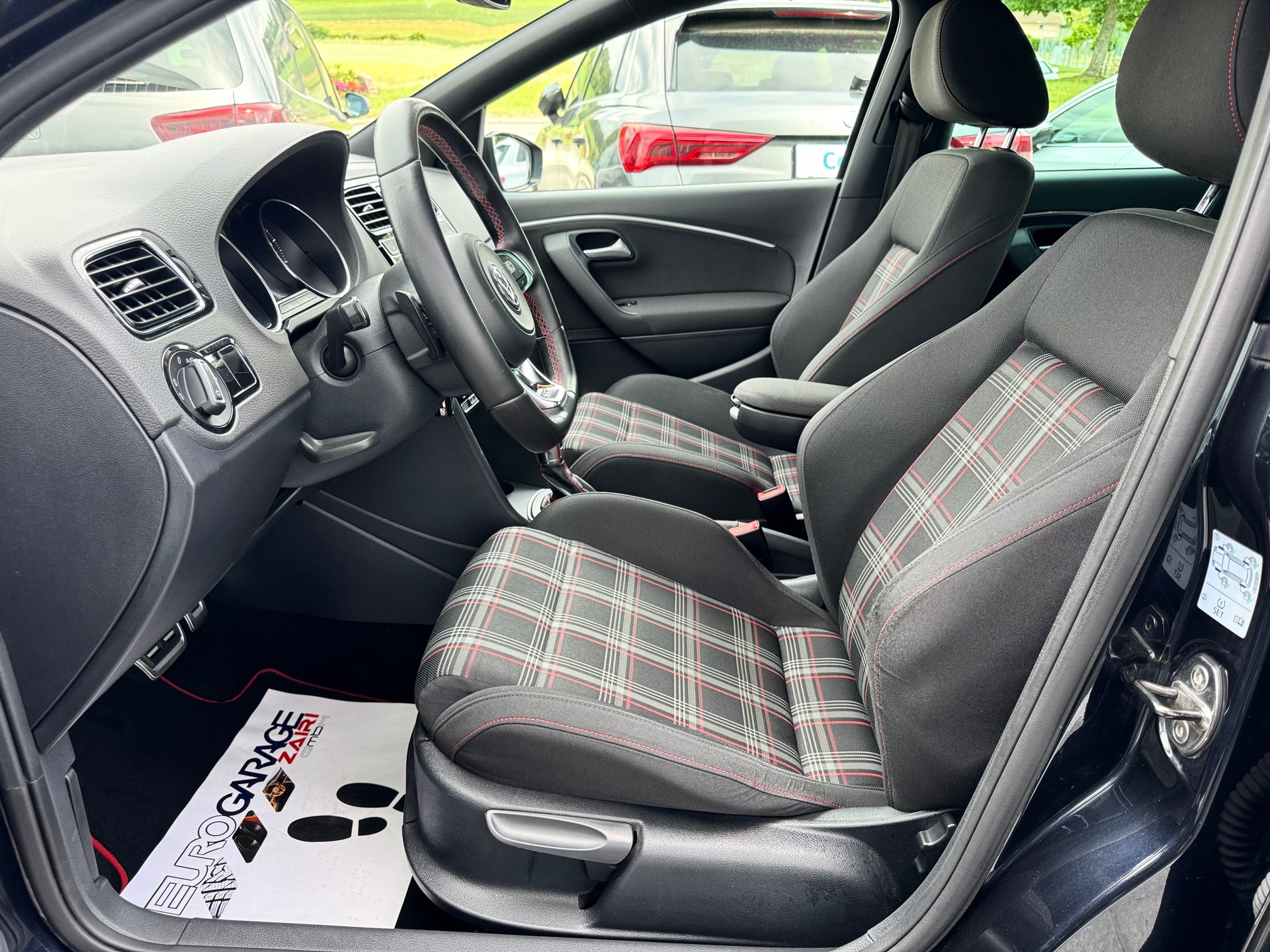 VW Polo 1.8 TSI GTI DSG-image-1