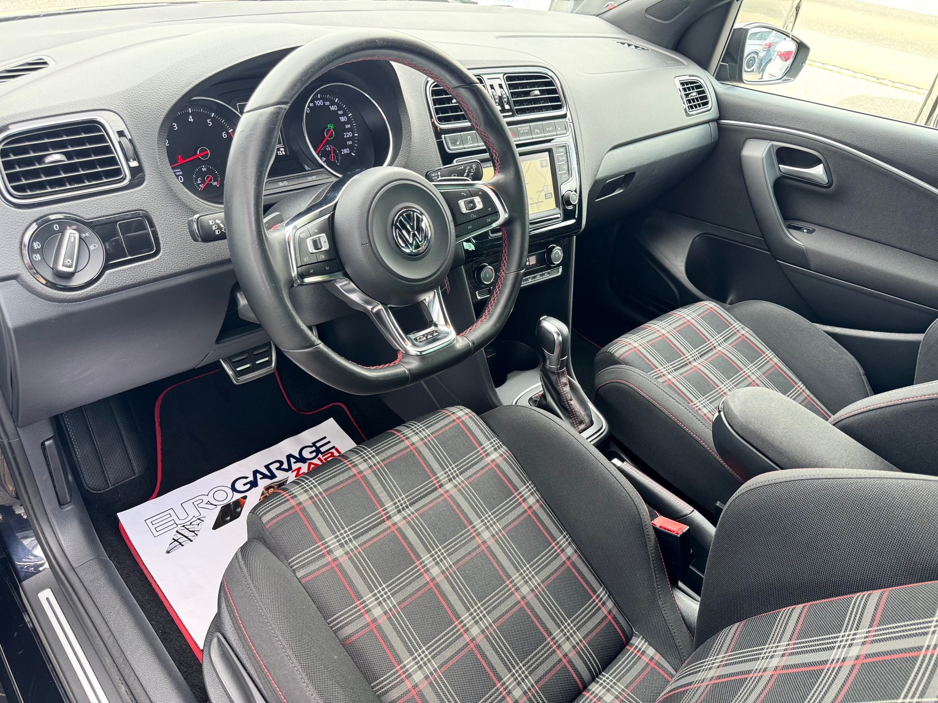 VW Polo 1.8 TSI GTI DSG-image-2