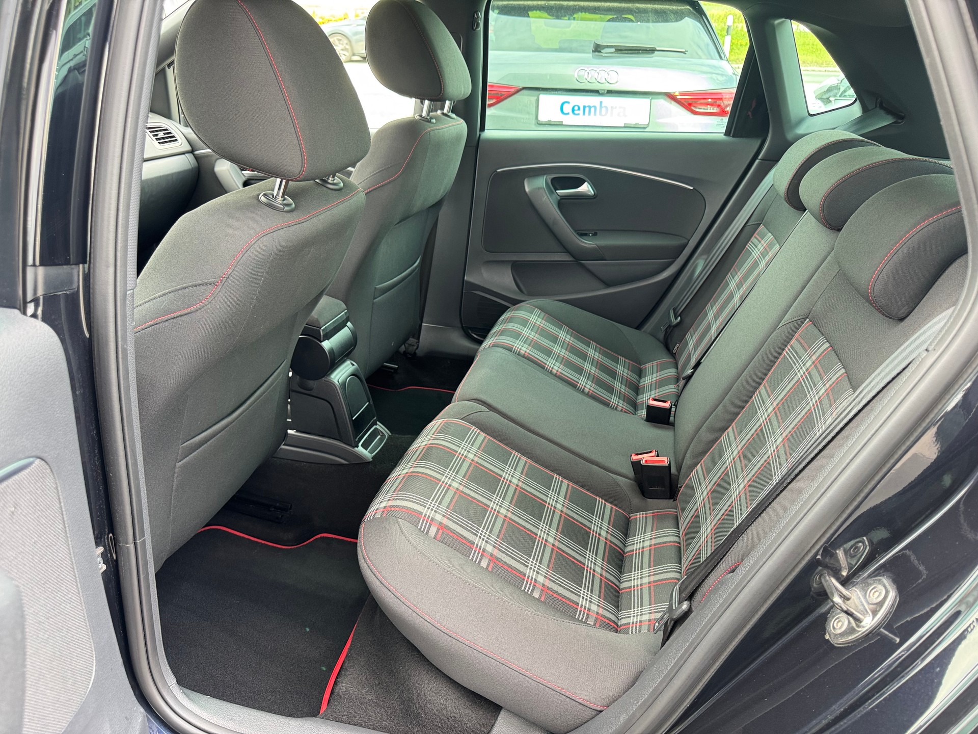 VW Polo 1.8 TSI GTI DSG-image-4