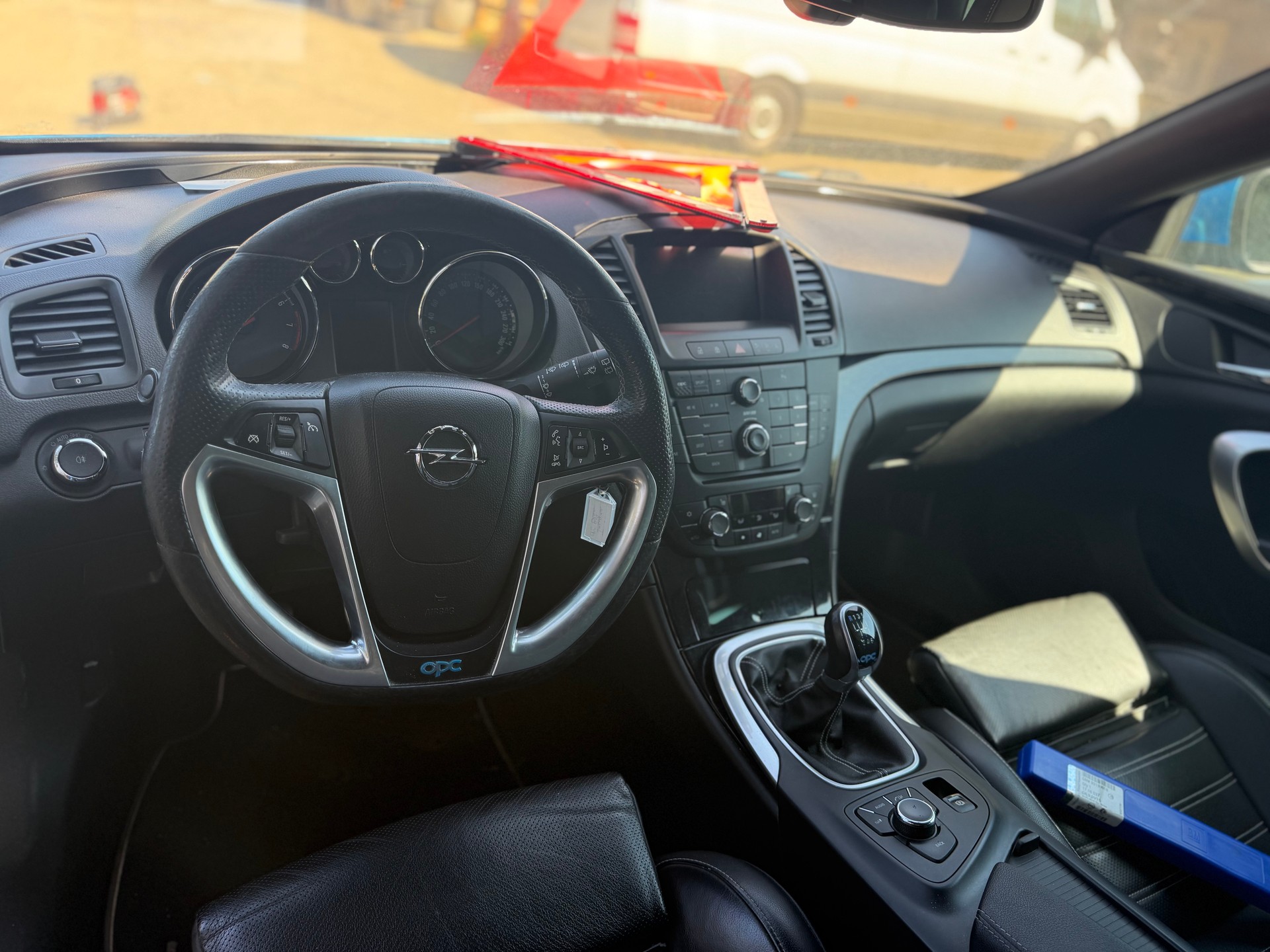 OPEL Insignia Sports Tourer 2.8 Turbo OPC 4WD-image-7