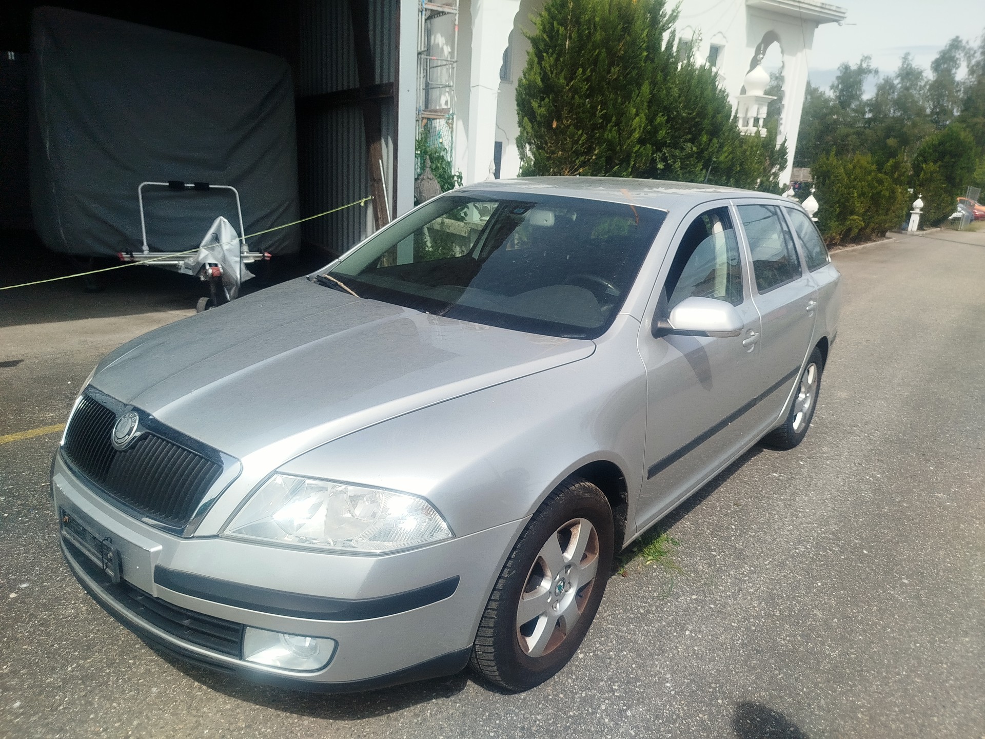 SKODA Octavia 1.9 TDI Elegance-image-1