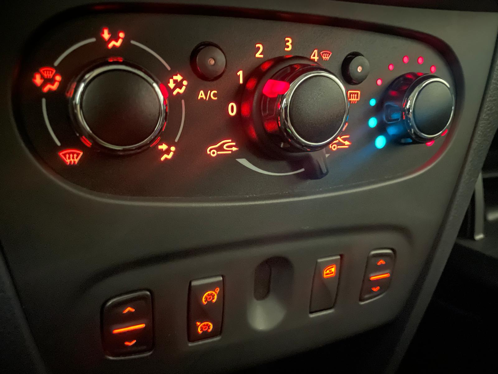 DACIA Sandero Tce 90 Stepway Ambiance-image-15