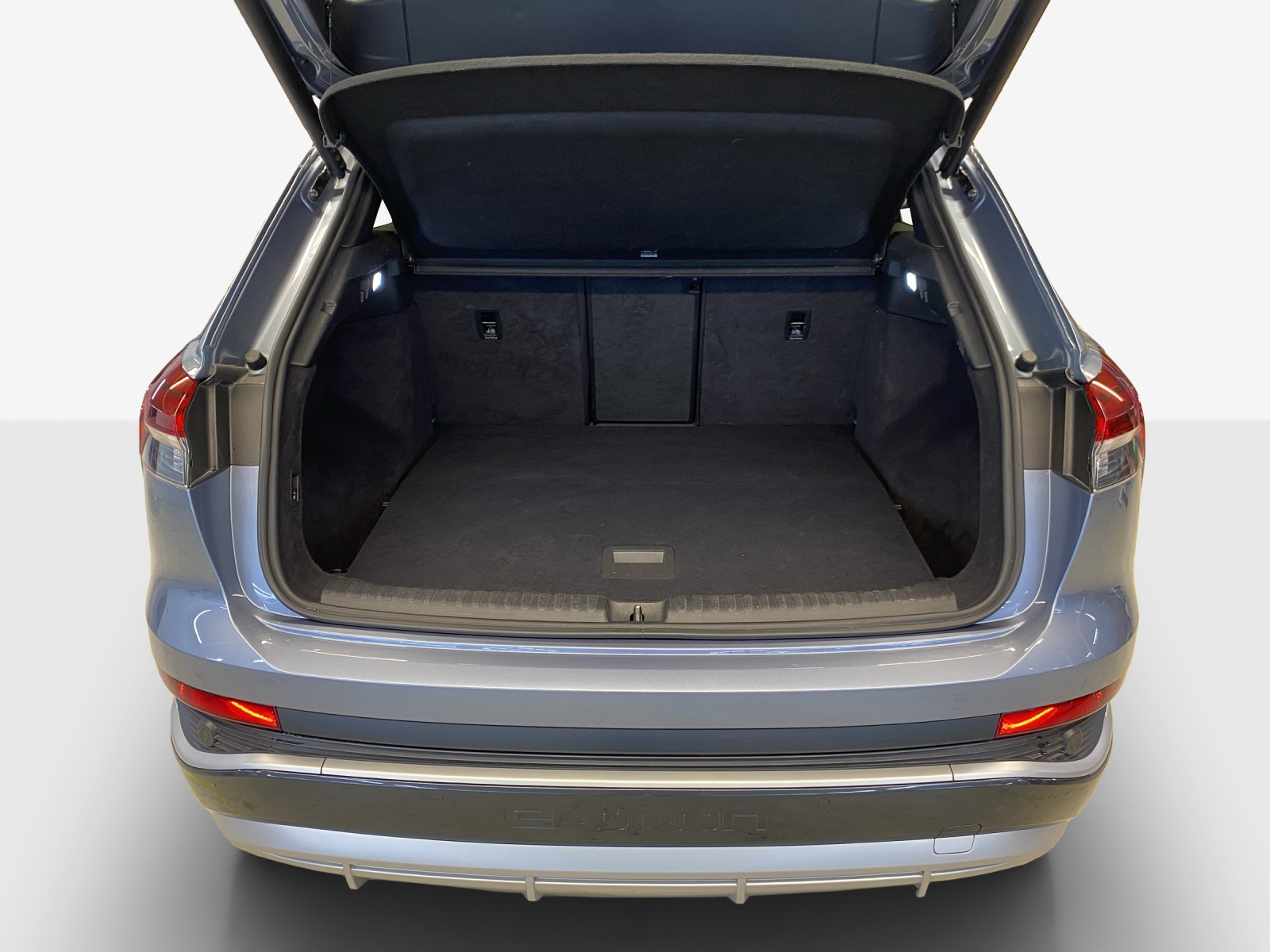 AUDI Q4 e-tron 50 quattro-image-13