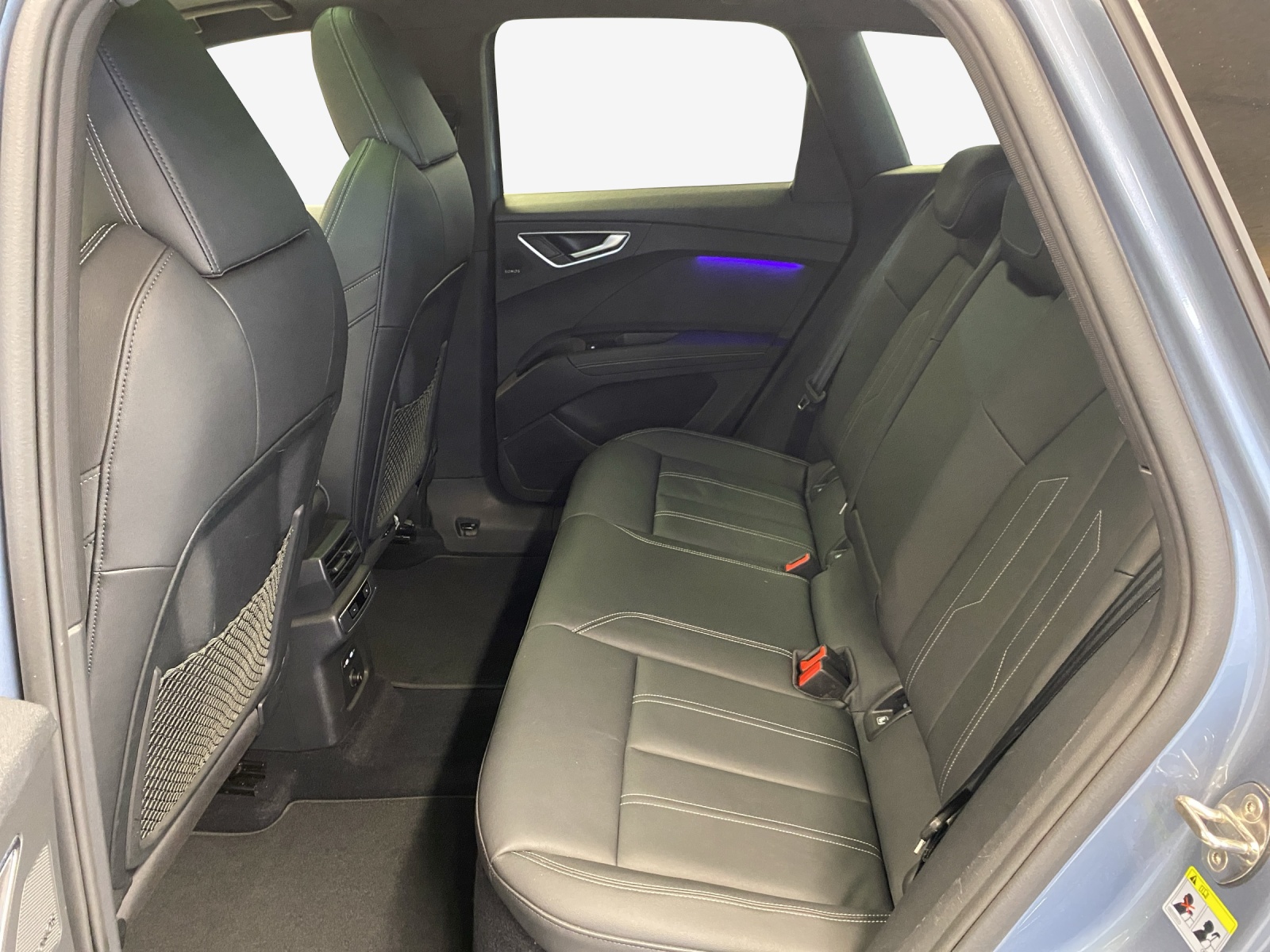 AUDI Q4 e-tron 50 quattro-image-12