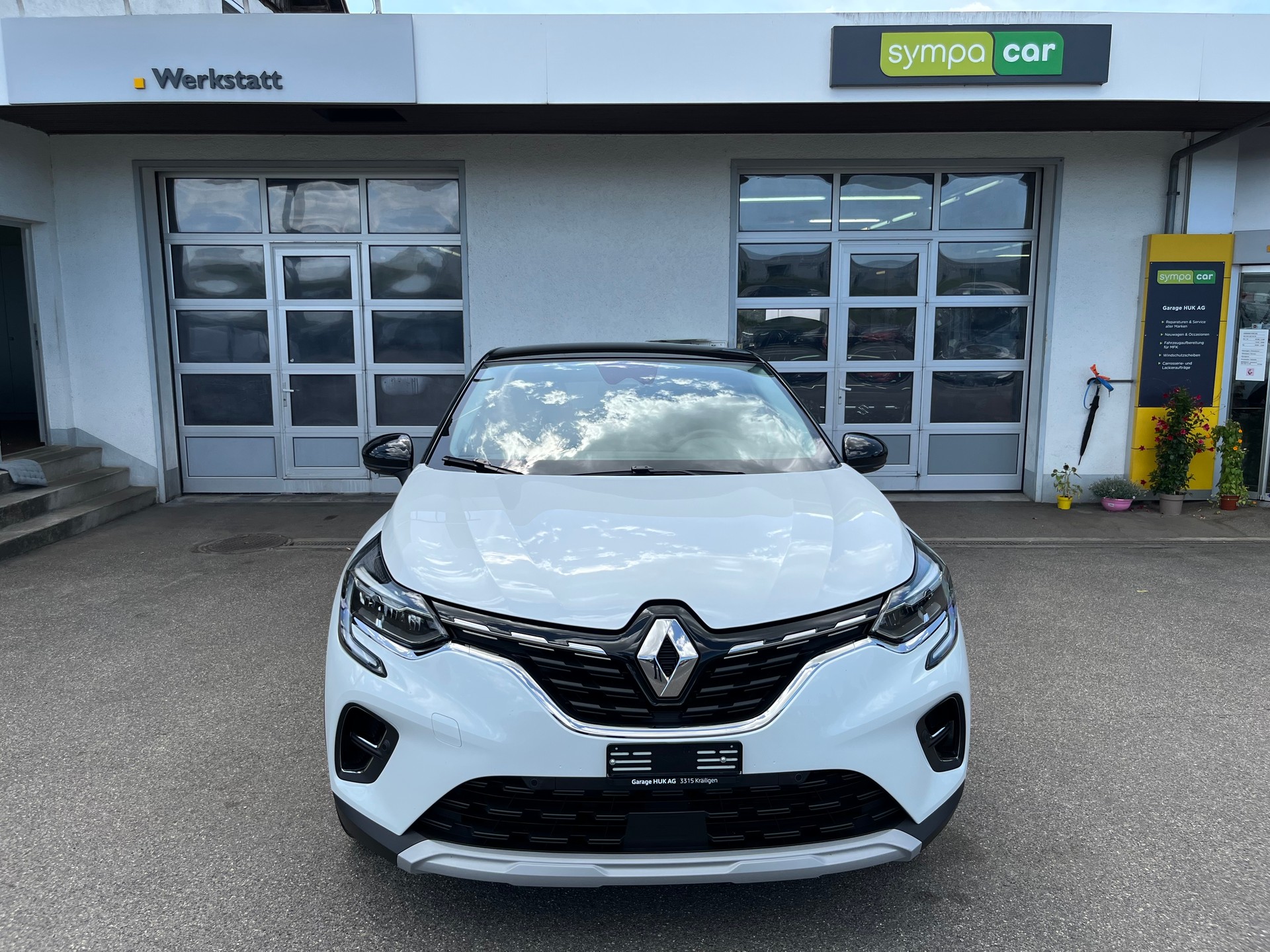 RENAULT Captur 1.3 TCe Techno EDC+++FORTLAUFENDE GARANTIE+++-image-4