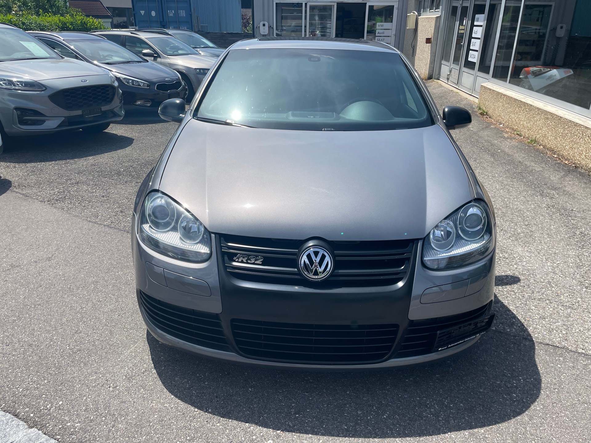 VW Golf R32 4Motion-image-7