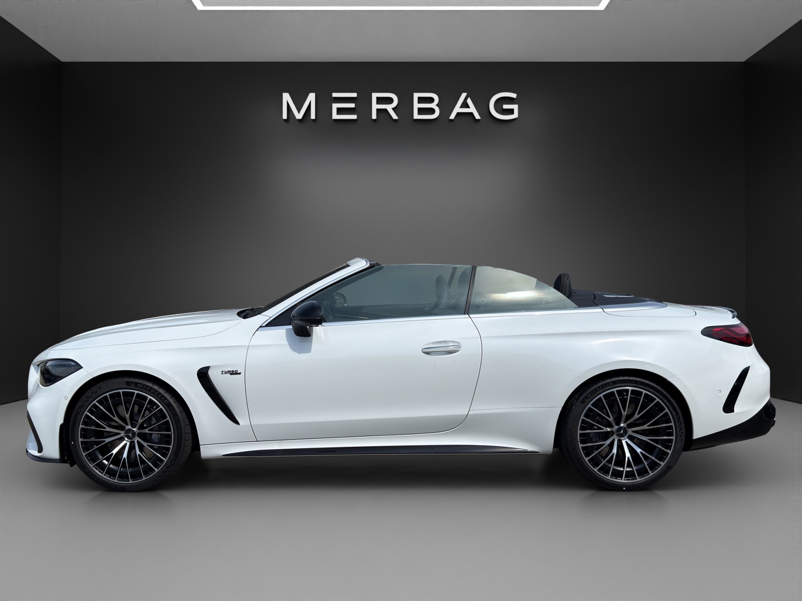 MERCEDES-BENZ CLE AMG 53 Cabrio 4Matic+ 9G-Tronic-image-1