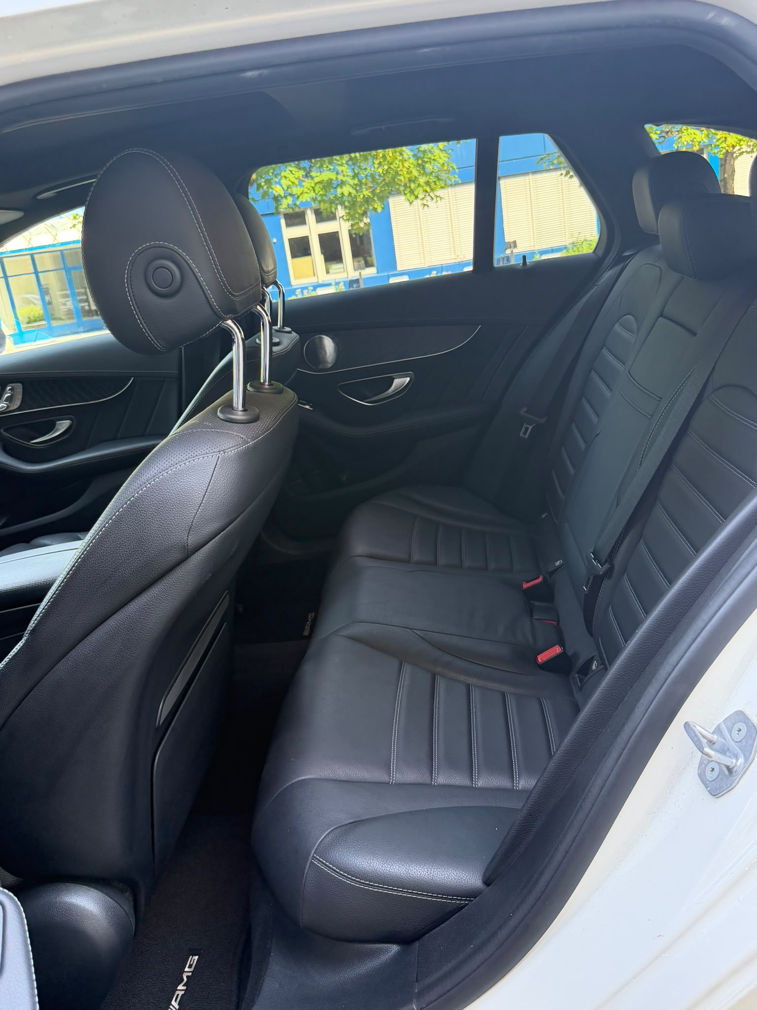MERCEDES-BENZ C 200 AMG Line 4matic Kombi-image-8