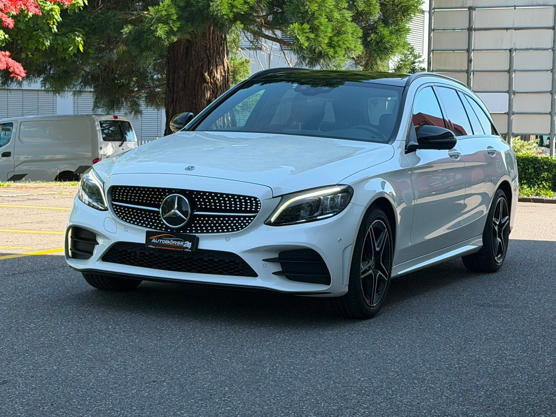 MERCEDES-BENZ C 200 AMG Line 4matic Kombi-image-0