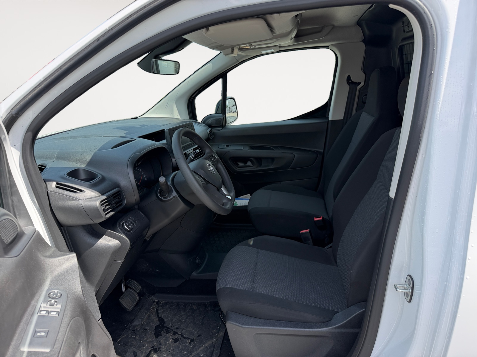 OPEL Combo-e Cargo-image-8