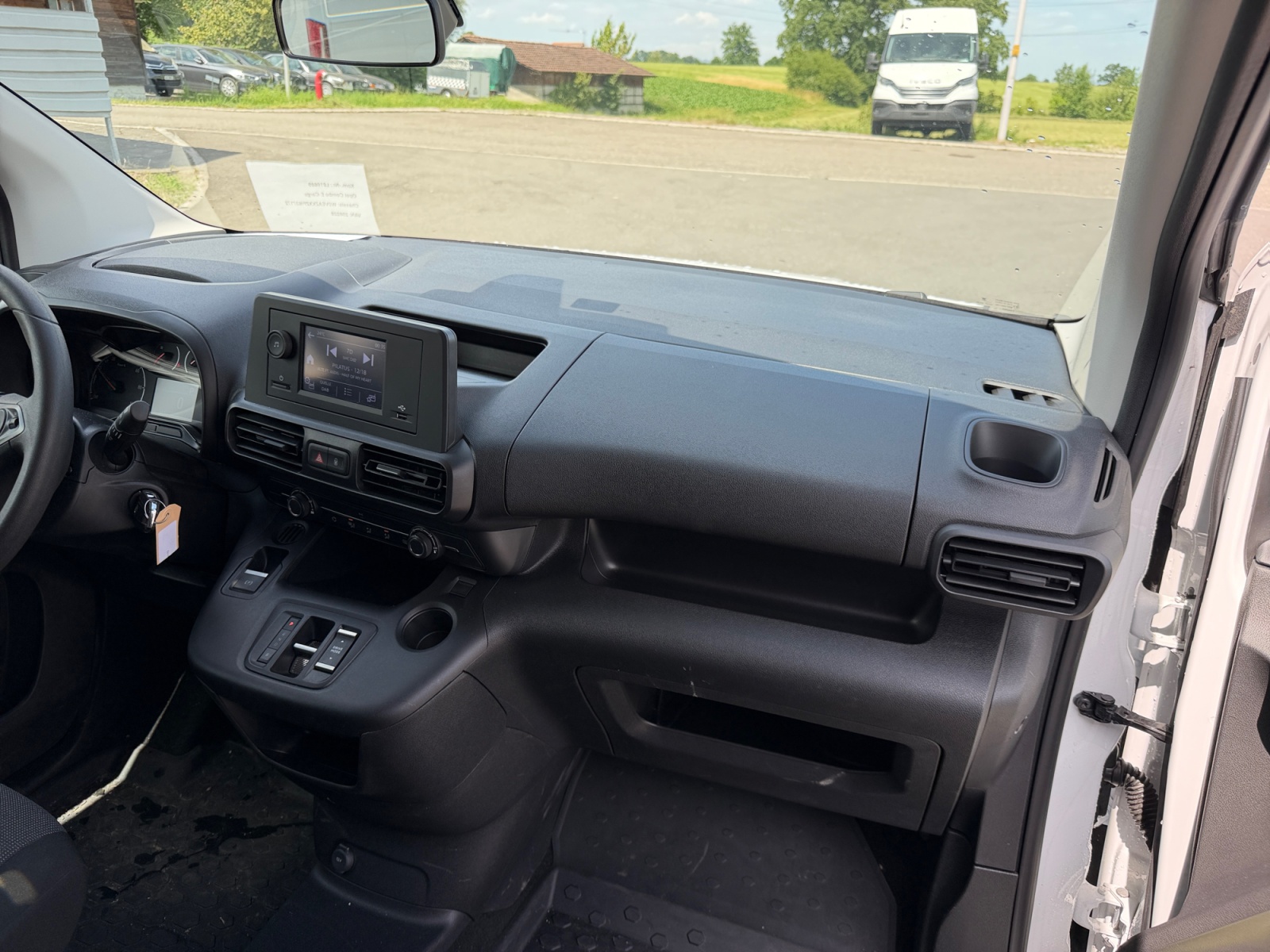 OPEL Combo-e Cargo-image-13