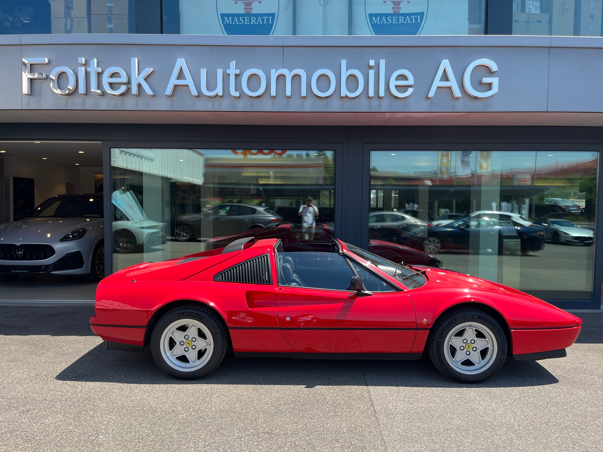 FERRARI 328 GTS-image-0