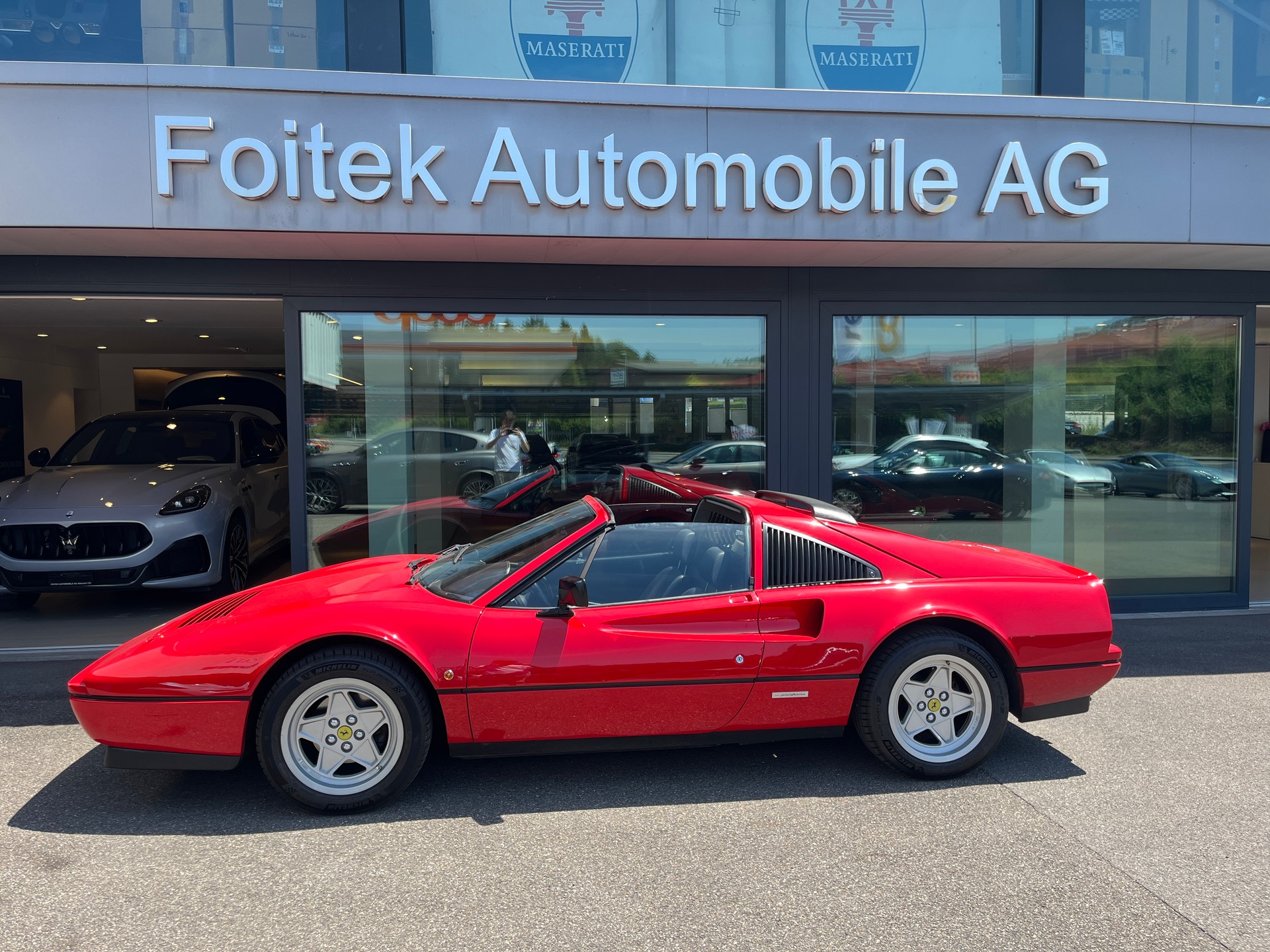 FERRARI 328 GTS-image-1