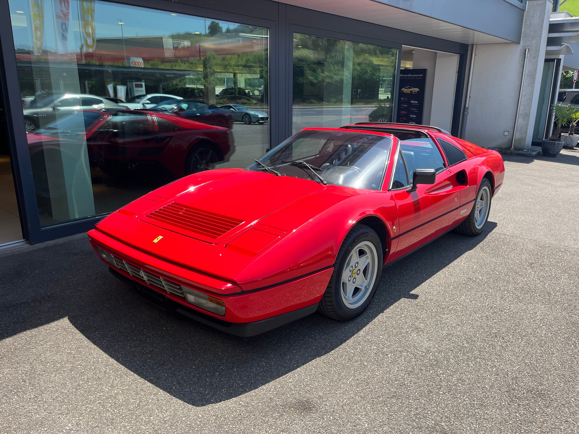 FERRARI 328 GTS-image-4