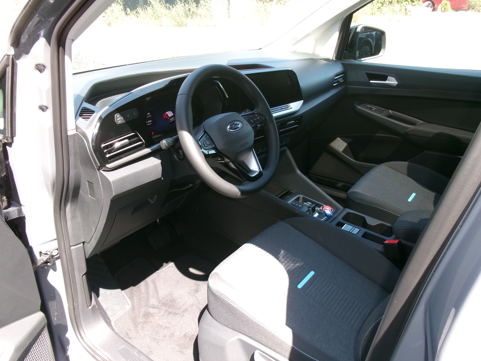 FORD Grand Tourneo Connect 1.5 PHEV Active Automat-image-4