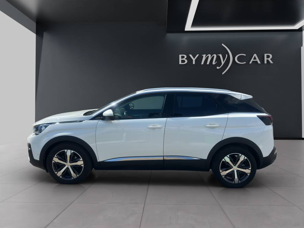 PEUGEOT 3008 1.2 PureTech Allure EAT-image-2