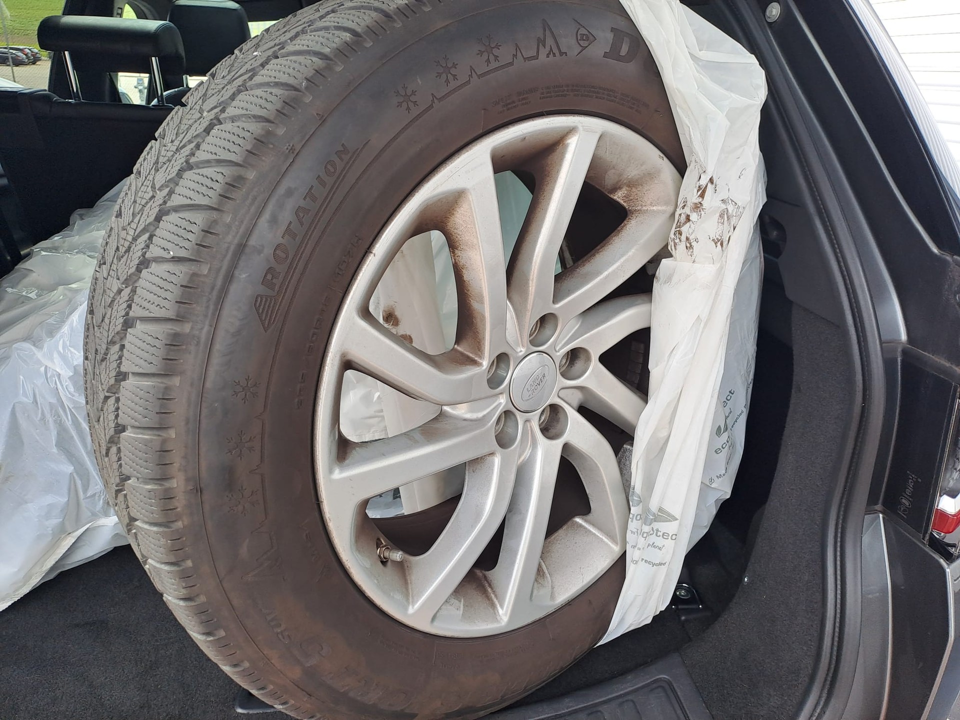 LAND ROVER Discovery Sport 2.0 Si4 SE AT9 inkl. AHK 2000kg-image-9