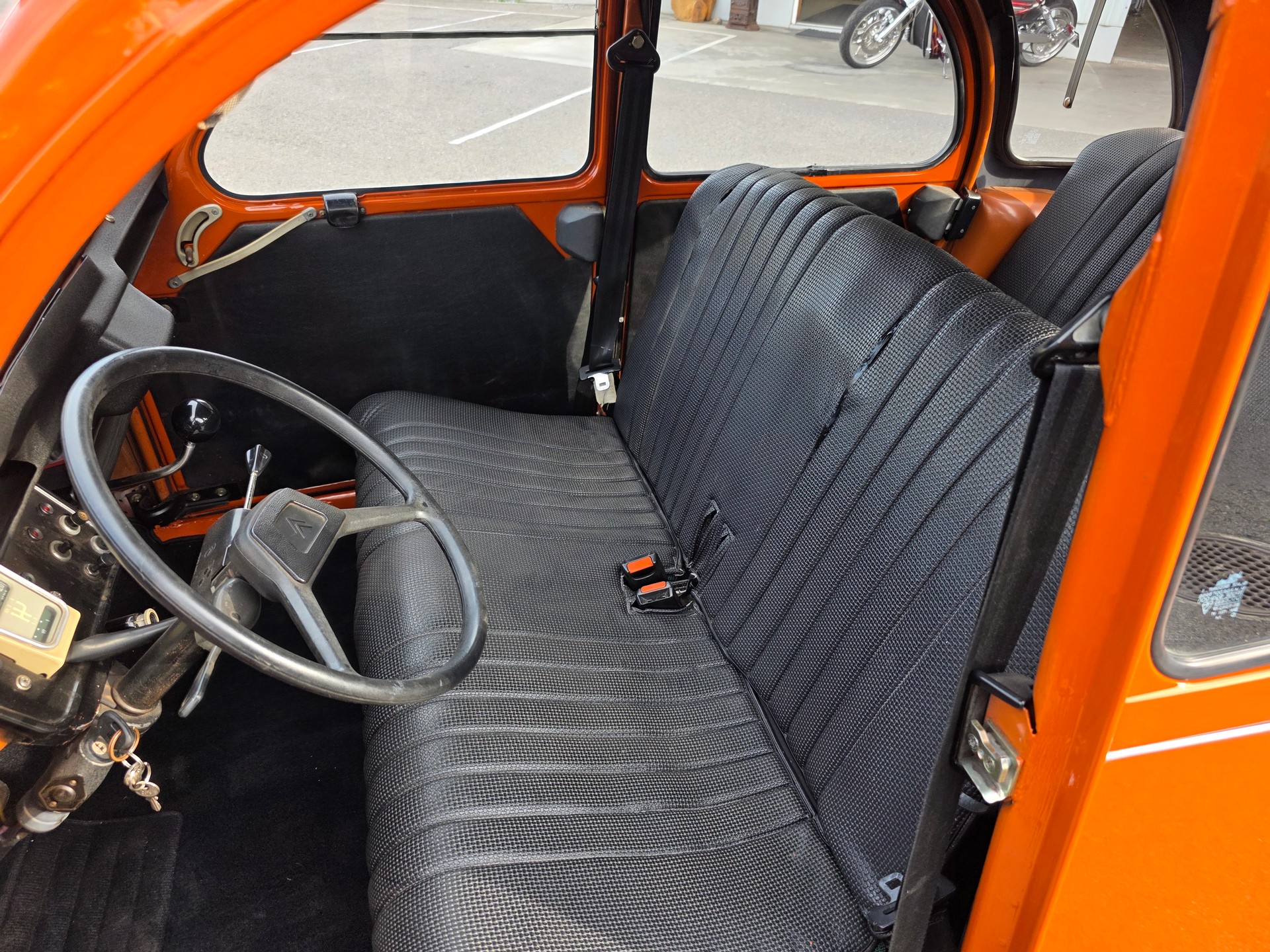 CITROEN 2CV6 Spécial (Club)-image-9